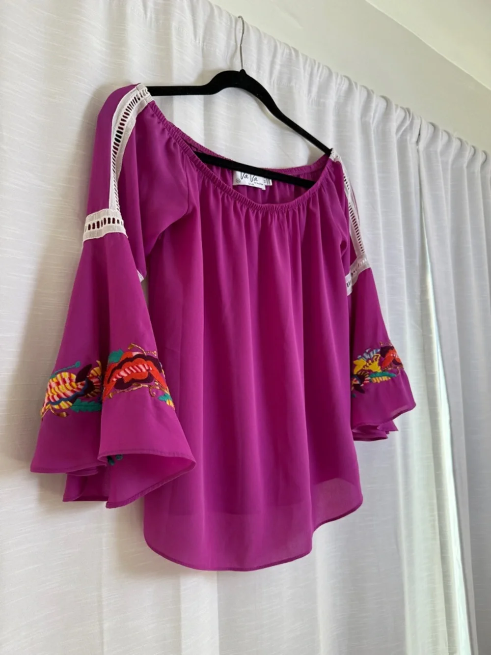 Vava by Joy Han Embroidered Off Shoulder Blouse Pink Boho Peasant Top | Size XS - Picture 5 of 10